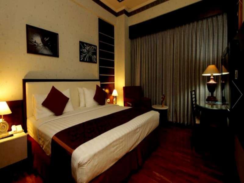 Hotel Maharadja Jakarta Buitenkant foto