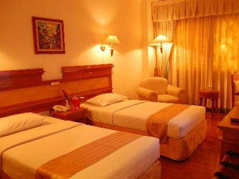 Hotel Maharadja Jakarta Buitenkant foto